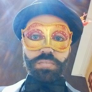 Meet your Posher, Scott